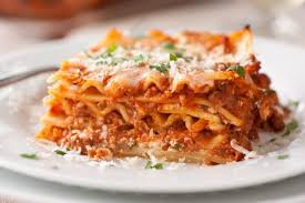 Kreativ angerichtetes Essen